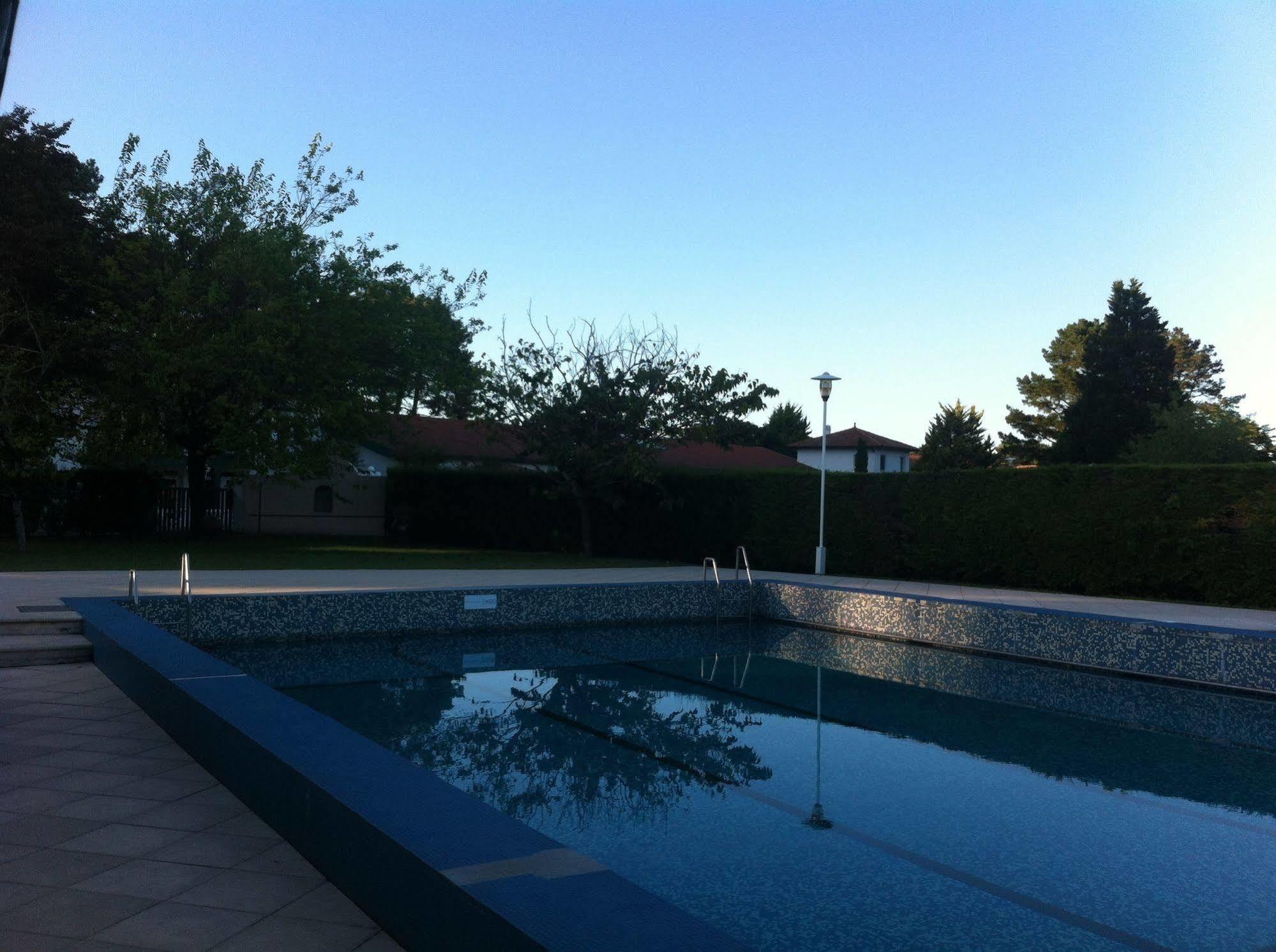 Domaine Du Pignada Hotel Boucau Buitenkant foto